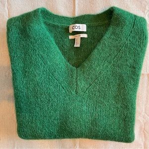 COS Relaxed Fit Wool Sweater, M